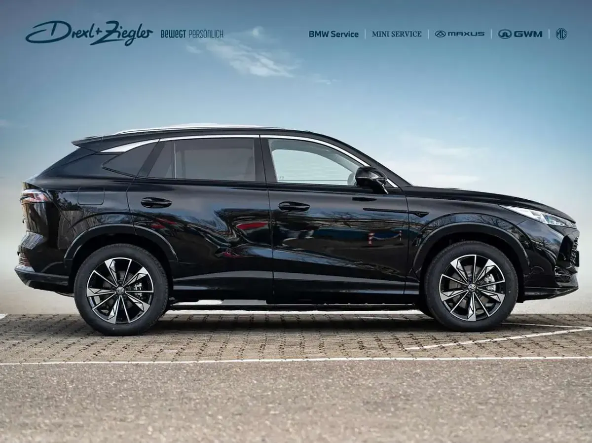Neu MG HS Luxury 224 PS (164 kW) 2026 Pebble black SUV