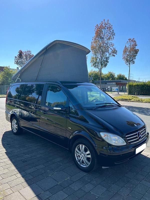 Schwarz Gebraucht 2008 Mercedes Viano Van / Kleinbus | 15.750 € (Teuer) - Bild 1/4
