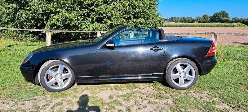 Gebraucht Mercedes SLK230 197 PS (144 kW) 2001 Schwarz Cabrio
