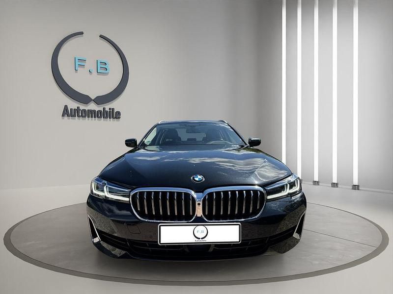 Gebraucht BMW 540 Luxury Line 340 PS (250 kW) 2020 Schwarz Kombi