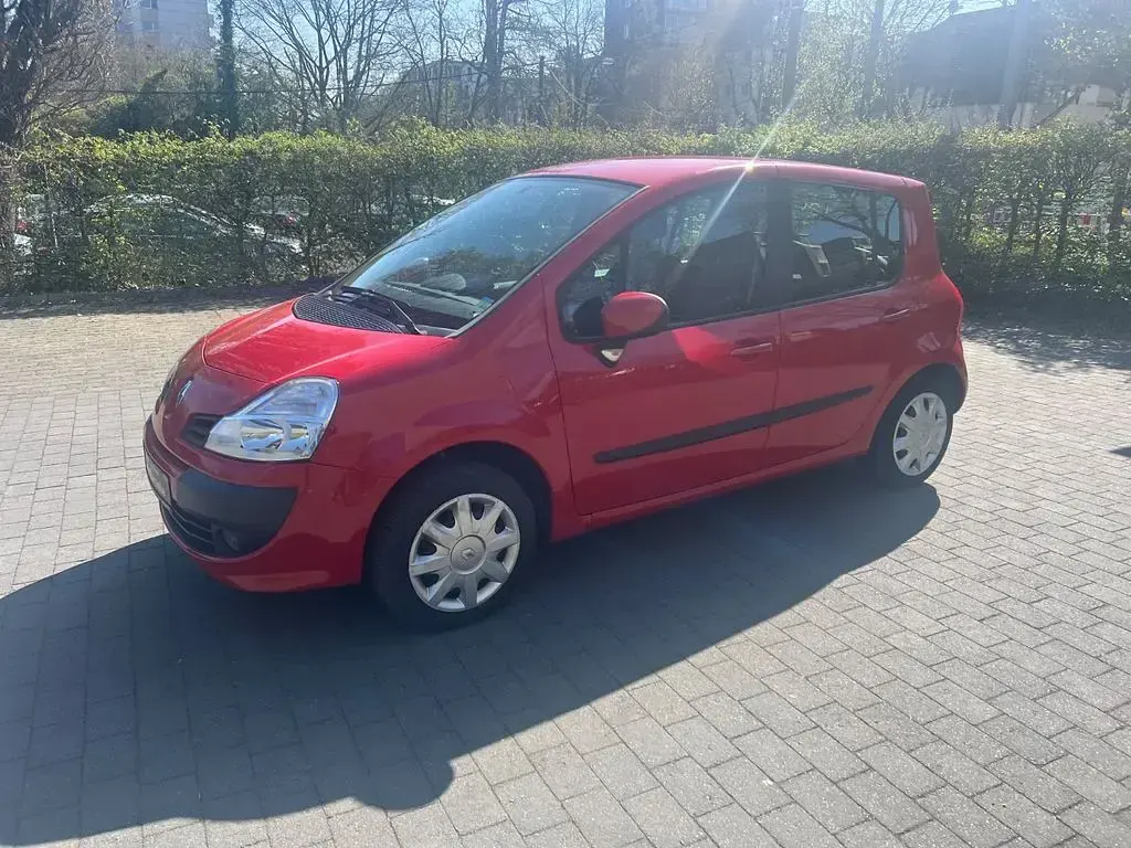 Gebraucht Renault Modus Authentique 75 PS (55 kW) 2009 Rot Van / Kleinbus