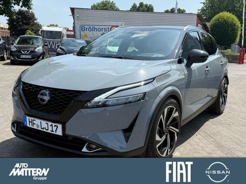 Ceramic grey p/black m (metallic) Gebraucht 2024 Nissan Qashqai Tekna SUV | 30.980 € (Fairer Preis) - Bild 1/4