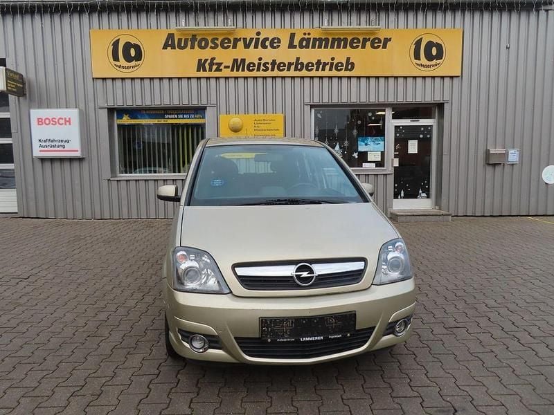 Gold Gebraucht 2010 Opel Meriva Innovation Van / Kleinbus | 3.990 € (Guter Preis) - Bild 1/4