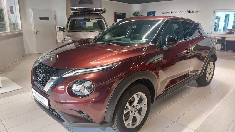 Burgundy Gebraucht 2020 Nissan Juke N-Connecta SUV | 14.850 € (Guter Preis) - Bild 1/4