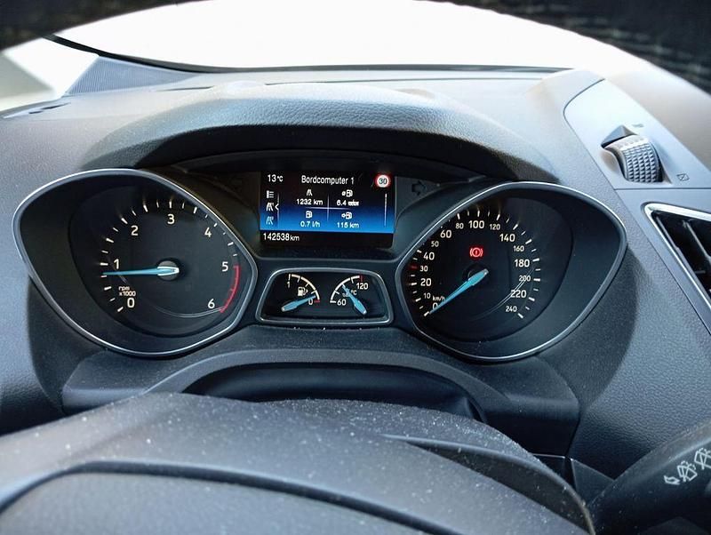 Gebraucht Ford Grand C-Max Titanium 150 PS (110 kW) 2016 Grau Van / Kleinbus