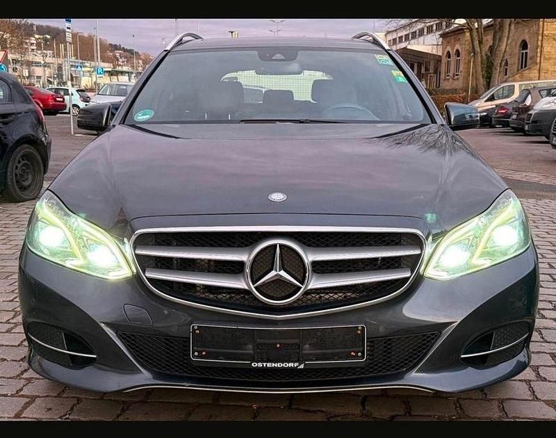 Gebraucht Mercedes E350 Avantgarde 252 PS (185 kW) 2015 Grau Limousine