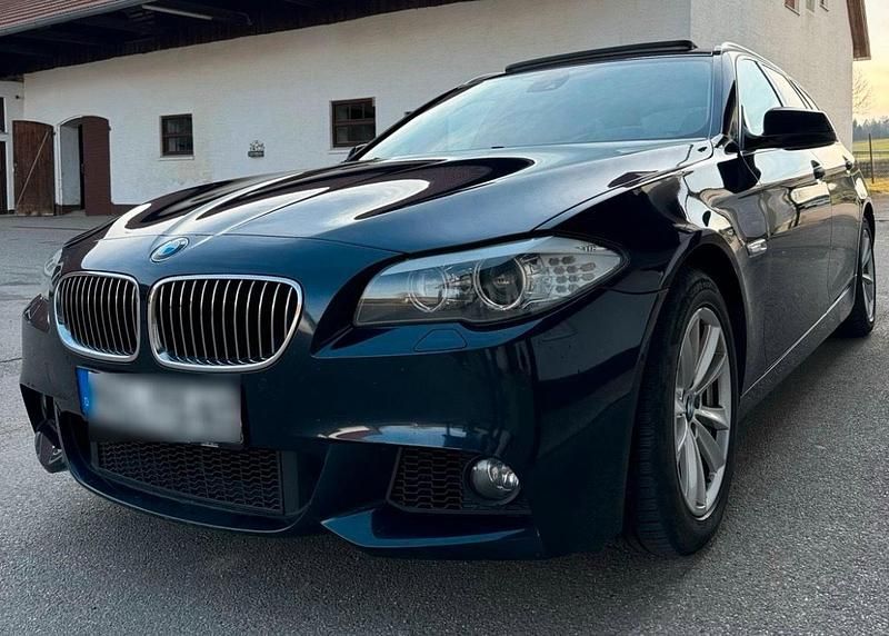 Blau Gebraucht 2010 BMW 530 M Sport Kombi | 13.500 € (Etwas zu teuer) - Bild 1/4