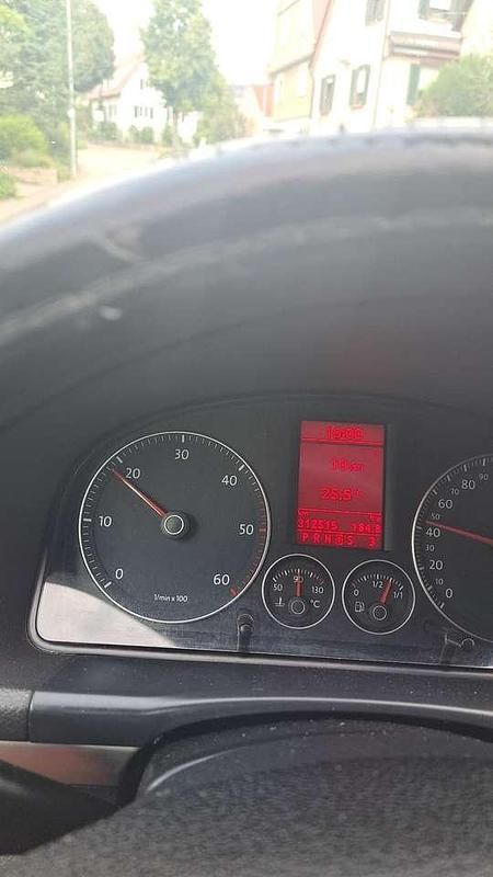 Gebraucht 2007 VW Touran Highline Van / Kleinbus | 2.500 € (Guter Preis) - Bild 1/4