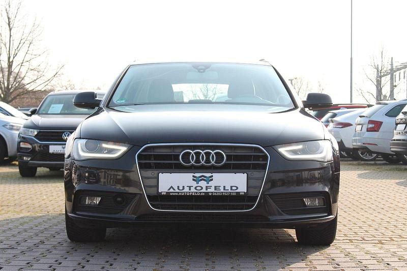 Gebraucht Audi A4 Sport 204 PS (150 kW) 2013 Schwarz Kombi