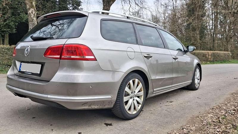Gebraucht VW Passat R-line 140 PS (102 kW) 2013 Braun Kombi