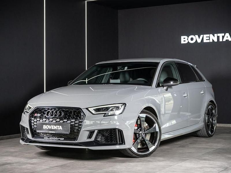Nardograu Gebraucht 2019 Audi RS3 Sportback Sport Kleinwagen | 40.850 € (Fairer Preis) - Bild 1/4