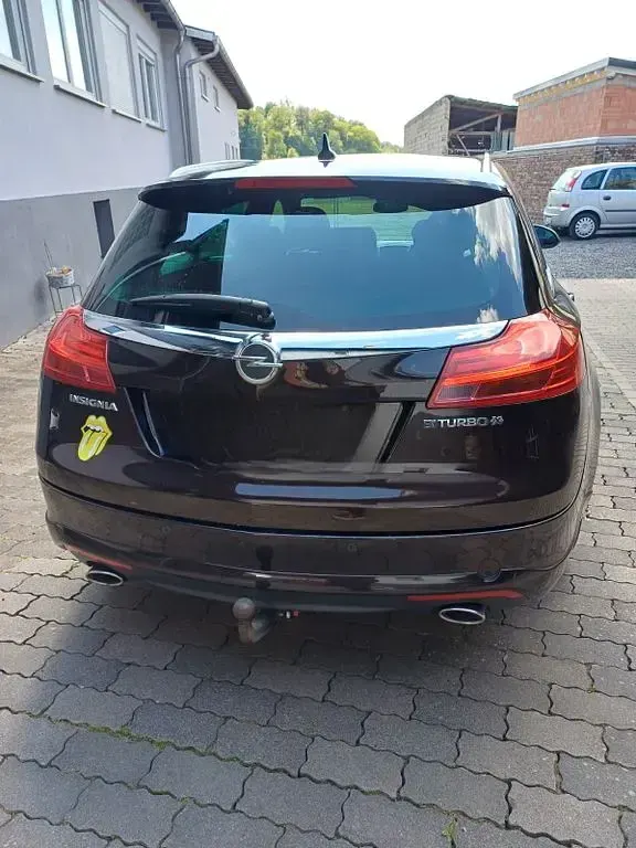 Gebraucht Opel Insignia Active 194 PS (142 kW) 2012 Braun Kombi