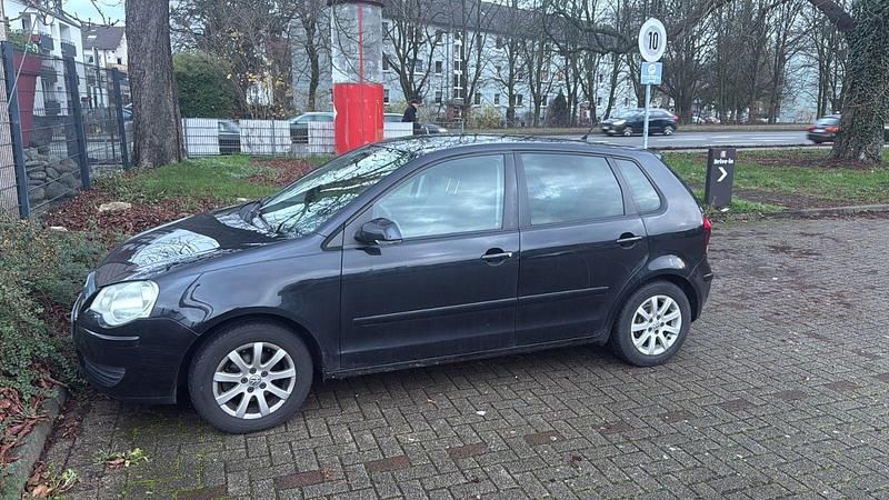 Gebraucht VW Polo 75 PS (55 kW) 2005 Schwarz Kleinwagen
