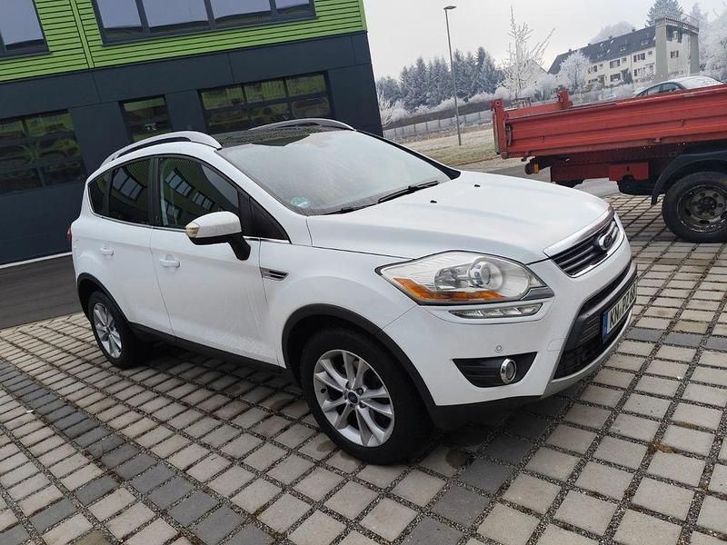 Weiß Gebraucht 2012 Ford Kuga Titanium SUV | 7.350 € (Fairer Preis) - Bild 1/4