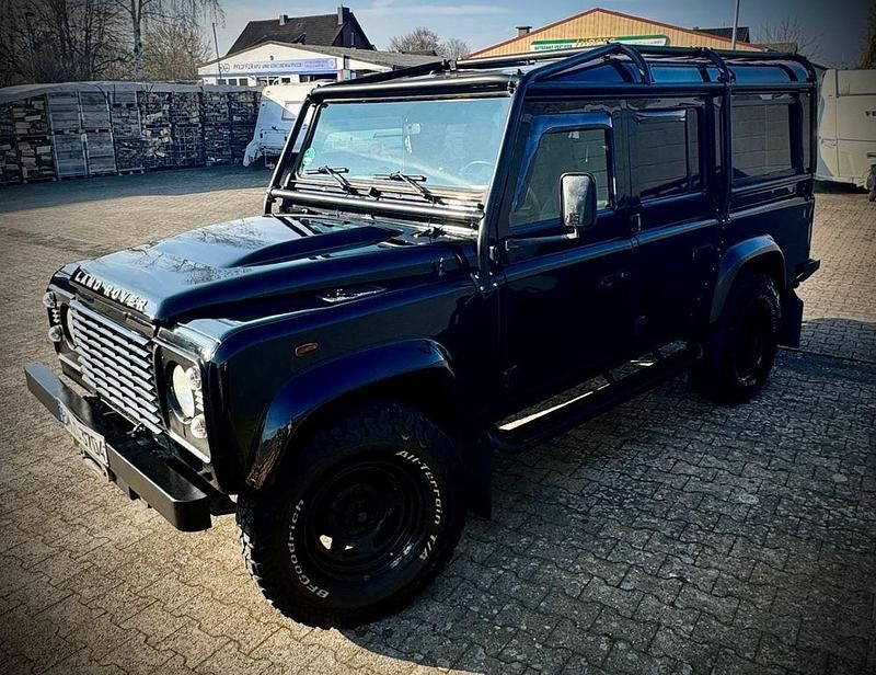 Gebraucht Land Rover Defender SE 122 PS (89 kW) 2008 Schwarz Kombi