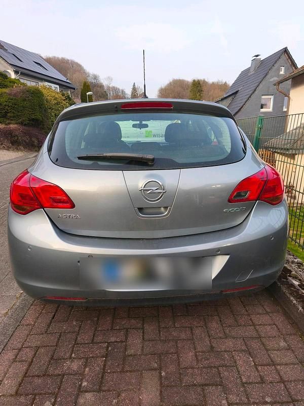 Gebraucht Opel Astra 101 PS (74 kW) 2010 Grau Kleinwagen