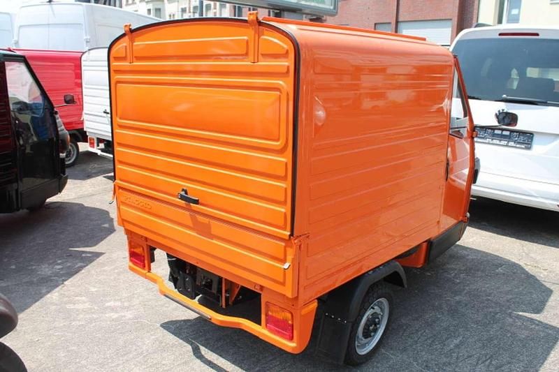 Neu Piaggio APE 2025 Orange SUV