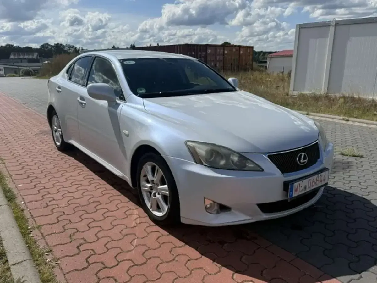 Gebraucht Lexus IS250 208 PS (152 kW) 2006 Bluish pearl cs Limousine