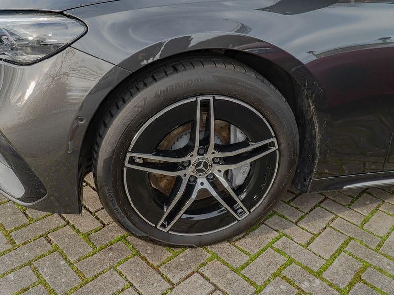 Gebraucht Mercedes E220 AMG 197 PS (144 kW) 2023 Metalliclack graphitgrau Kombi