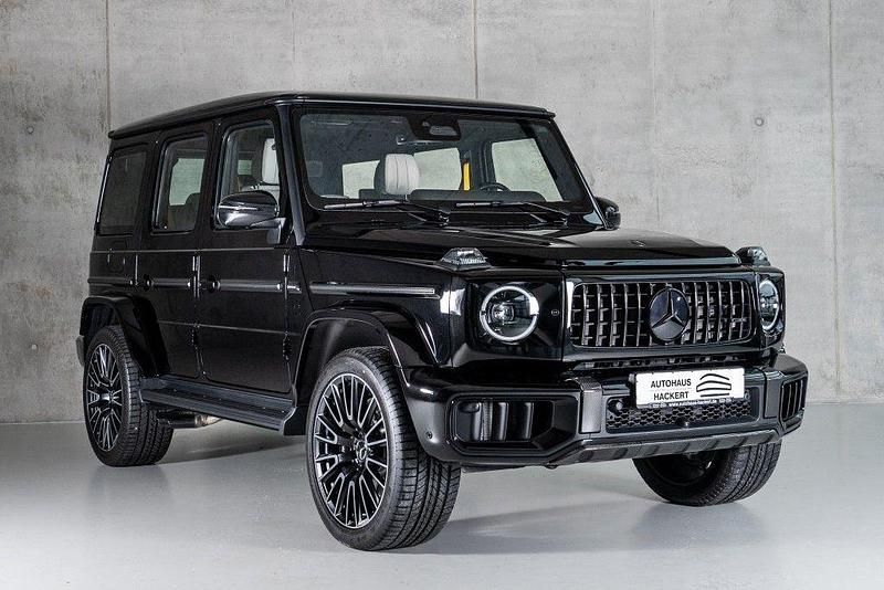 Schwarz Neu 2025 Mercedes G63 AMG AMG SUV | 277.270 € (Teuer) - Bild 1/4