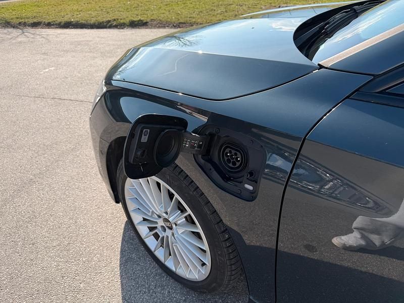 Gebraucht Audi A3 Advanced 204 PS (150 kW) 2022 Grau Limousine