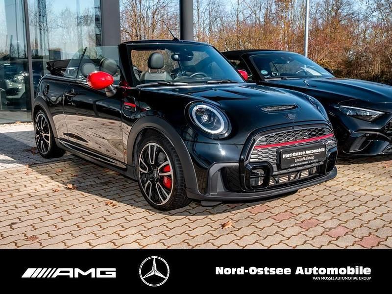 Gebraucht Mini John Cooper Works Cabriolet 231 PS (169 kW) 2023 Midnight black ii Cabrio