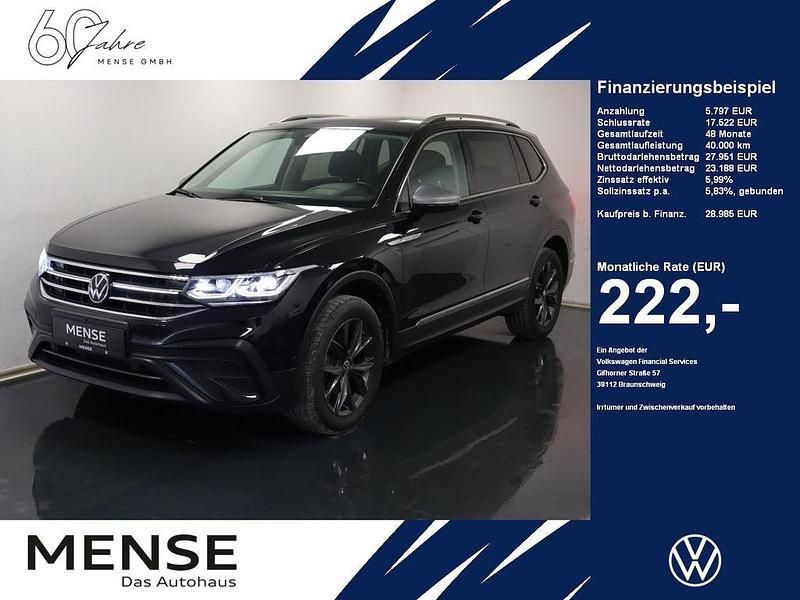Deep black perleffekt Gebraucht 2023 VW Tiguan Allspace Life SUV | 28.985 € (Guter Preis) - Bild 1/4