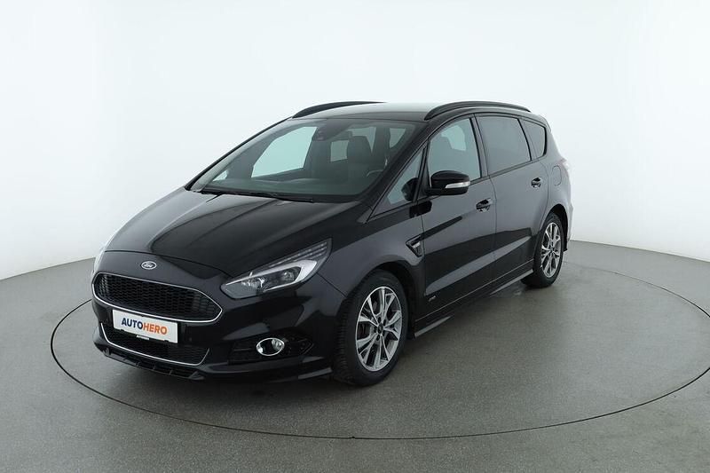 Schwarz Gebraucht 2018 Ford S-MAX ST-Line Van / Kleinbus | 22.690 € (Fairer Preis) - Bild 1/3