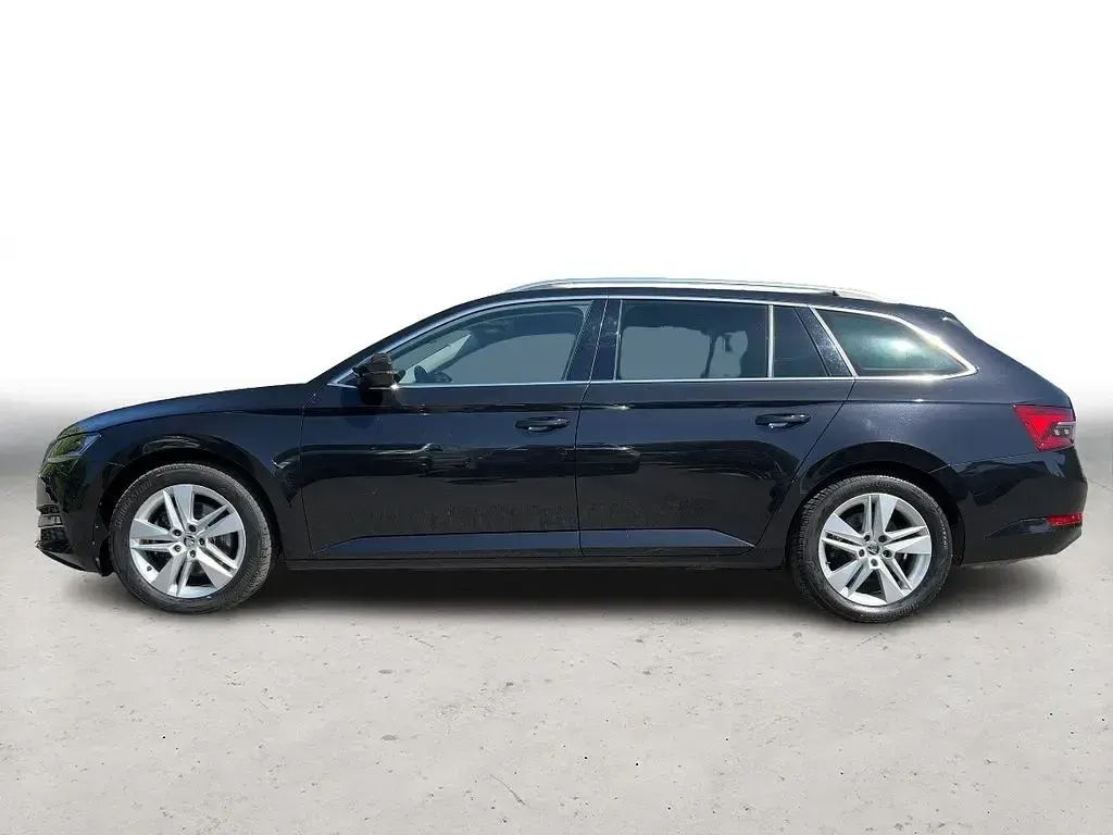 Usata Skoda Superb Style 200 CV (147 kW) 2023 Nero Station wagon