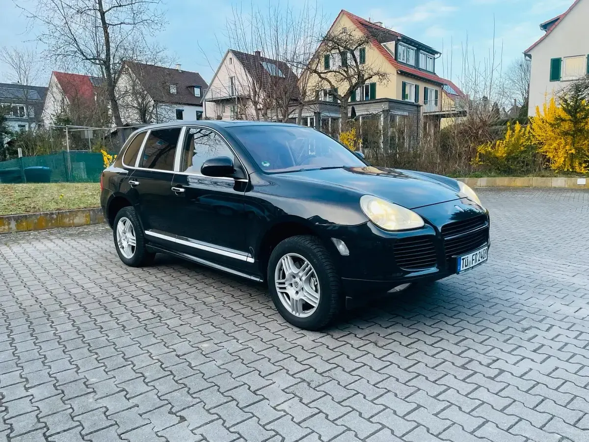Second-hand Porsche Cayenne 340 CP (250 kW) 2006 Negru SUV