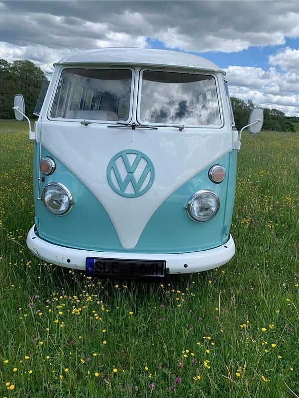 Grün Gebraucht 1964 VW T1 Van | 65.200 € - Bild 1/4