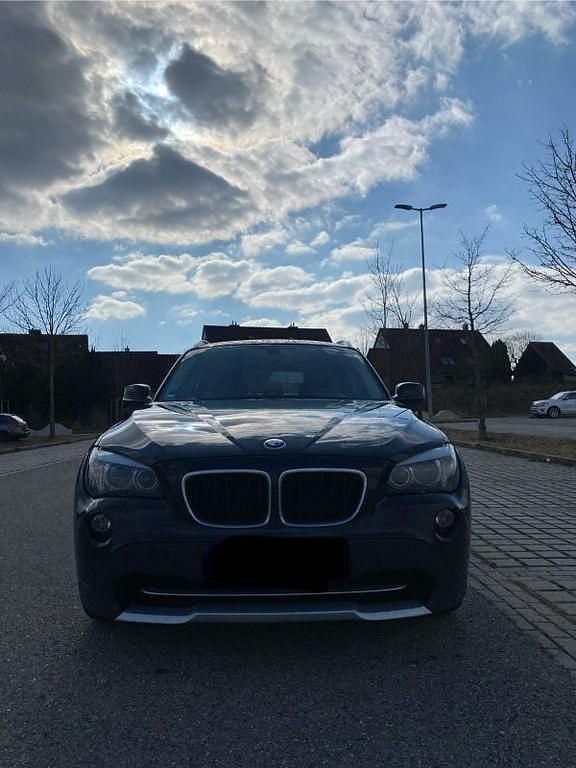 Używany BMW X1 143 KM (105 kW) 2011 Czarny SUV
