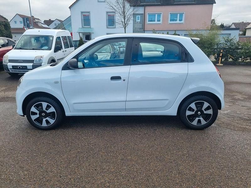 Gebraucht Renault Twingo Life 69 PS (50 kW) 2016 Weiß Kleinwagen