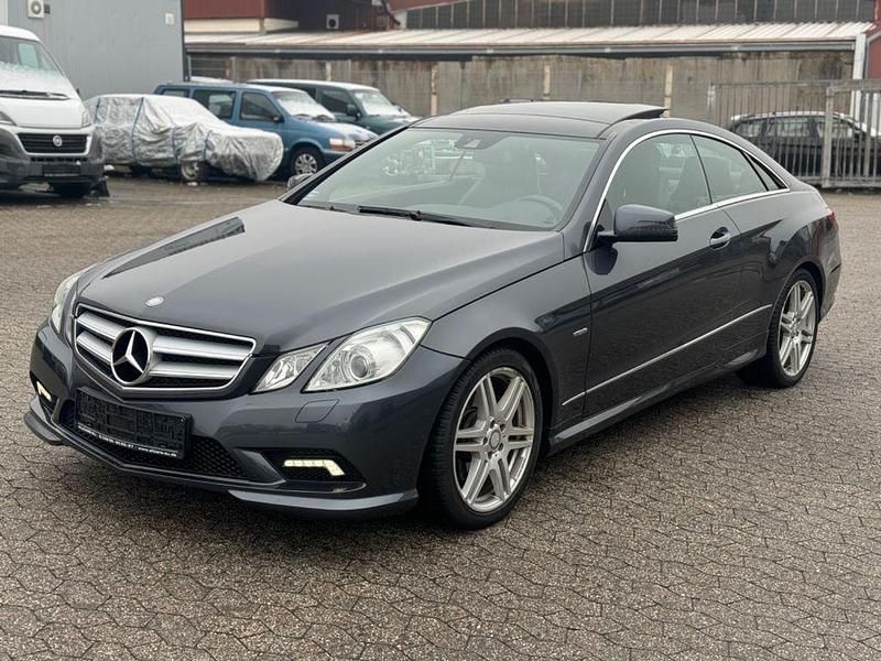 Gebraucht Mercedes E200 184 PS (135 kW) 2010 Grau Coupé