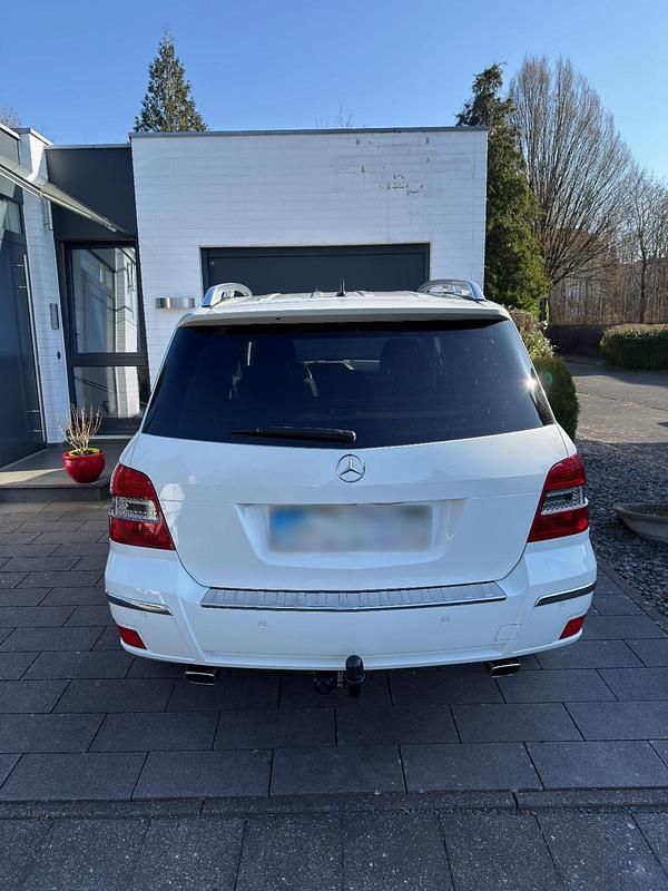 Gebraucht Mercedes GLK220 170 PS (125 kW) 2011 Weiß SUV