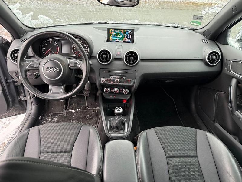 Gebraucht Audi A1 Sportback S-line plus 90 PS (66 kW) 2017 Nanograu Kleinwagen