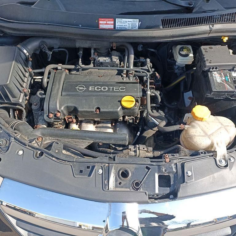 Gebraucht Opel Corsa 80 PS (58 kW) 2008 Schwarz Kleinwagen