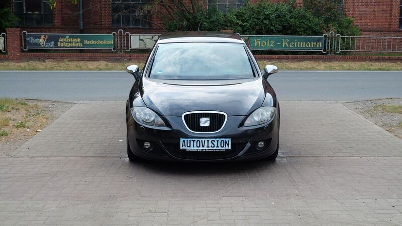 Gebraucht Seat Leon Stylance 140 PS (102 kW) 2009 Schwarz Limousine