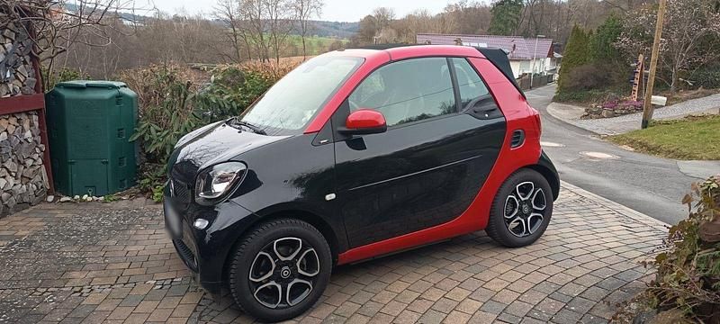 Gebraucht Smart ForTwo Cabrio Passion 90 PS (66 kW) 2017 Schwarz Cabrio