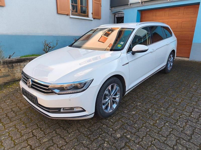 Gebraucht VW Passat Highline 190 PS (139 kW) 2016 Weiß Kombi