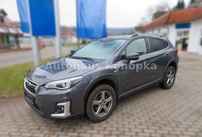 Grau metallic Gebraucht 2021 Subaru XV Active SUV | 28.340 € (Teuer) - Bild 1/4