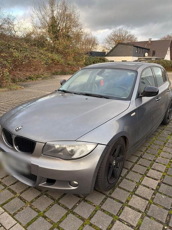 Gebraucht BMW 118 M Performance 143 PS (105 kW) 2011 Grau Kleinwagen