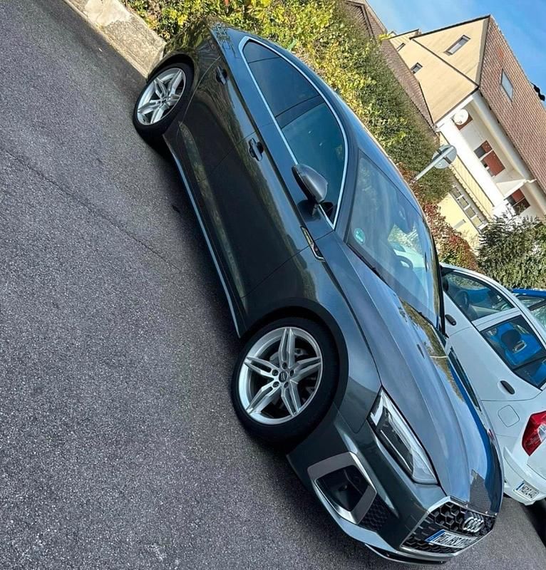 Grau Gebraucht 2019 Audi A5 Coupé | 29.000 € (Fairer Preis) - Bild 1/3