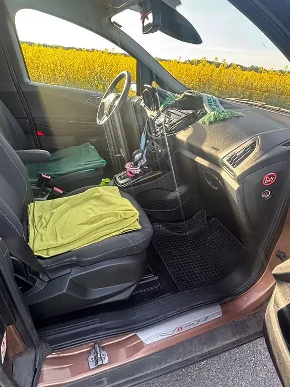 Gebraucht Ford B-MAX SYNC Edition 105 PS (77 kW) 2013 Braun Van / Kleinbus