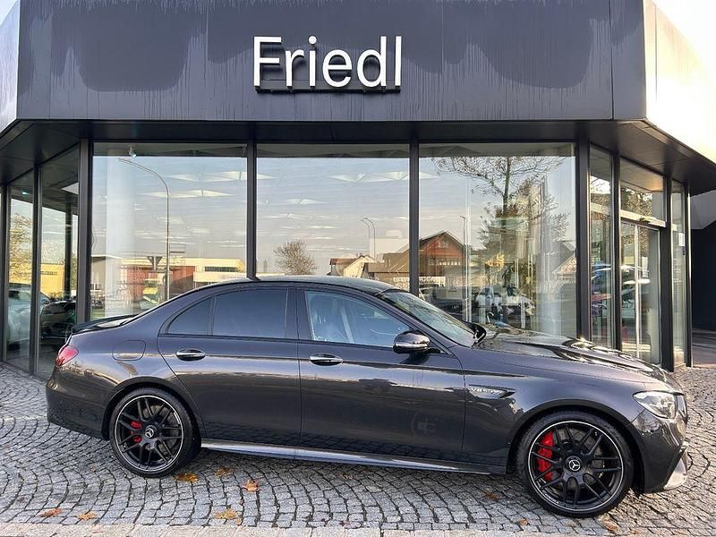 Gebraucht Mercedes E63S AMG AMG 612 PS (450 kW) 2023 Grau Limousine