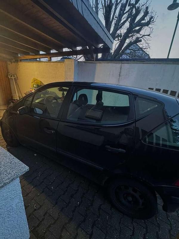 Gebraucht Mercedes A160 102 PS (75 kW) 2003 Schwarz Limousine