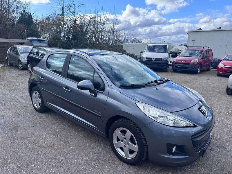 Gebraucht Peugeot 207 73 PS (53 kW) 2010 Grau Limousine