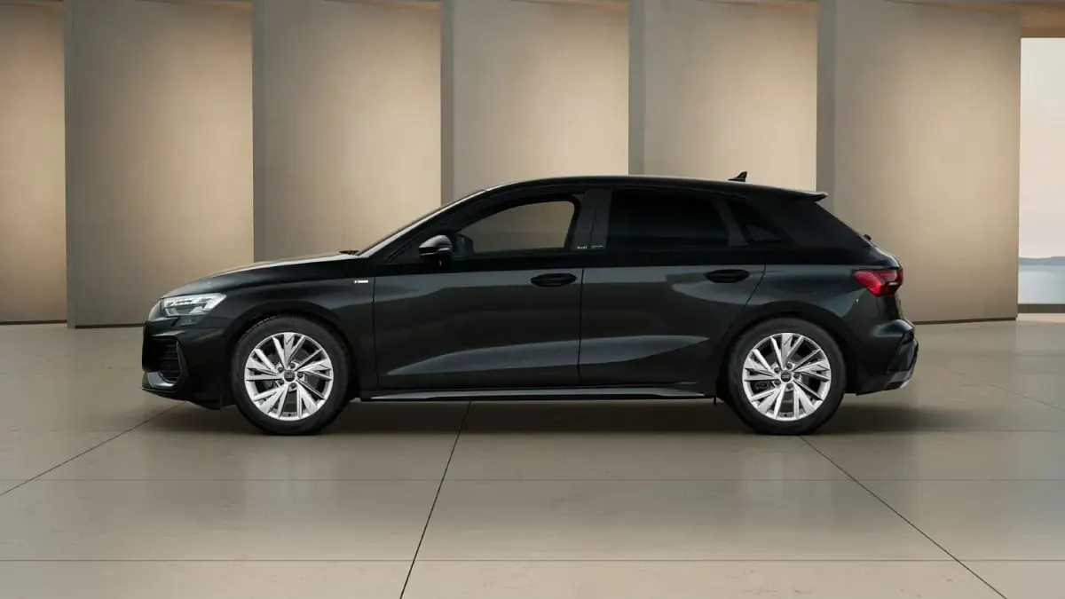 Gebraucht Audi A3 S-Line 150 PS (110 kW) 2025 Schwarz Limousine