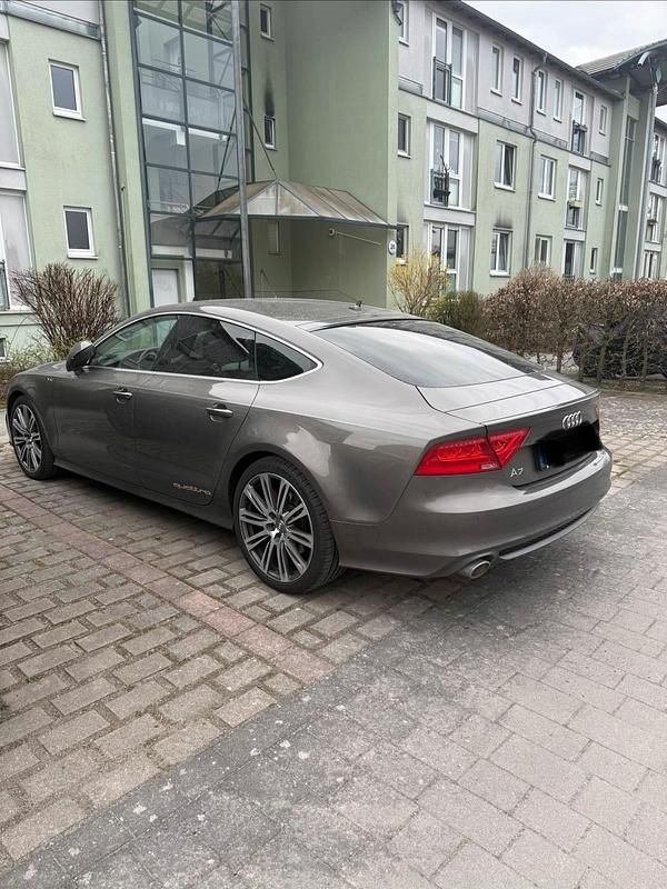 Second-hand Audi A7 250 CP (183 kW) 2015 Hatchback