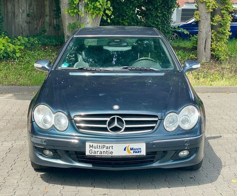 Schwarz Gebraucht 2006 Mercedes CLK320 Coupé | 3.499 € (Superpreis) - Bild 1/4